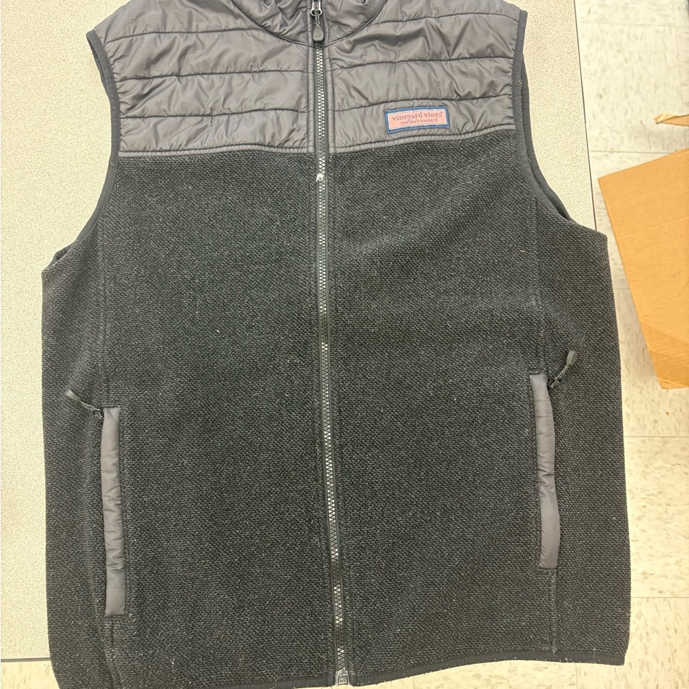 Vineyard Vines Men's Black Quilted & Knit Vest